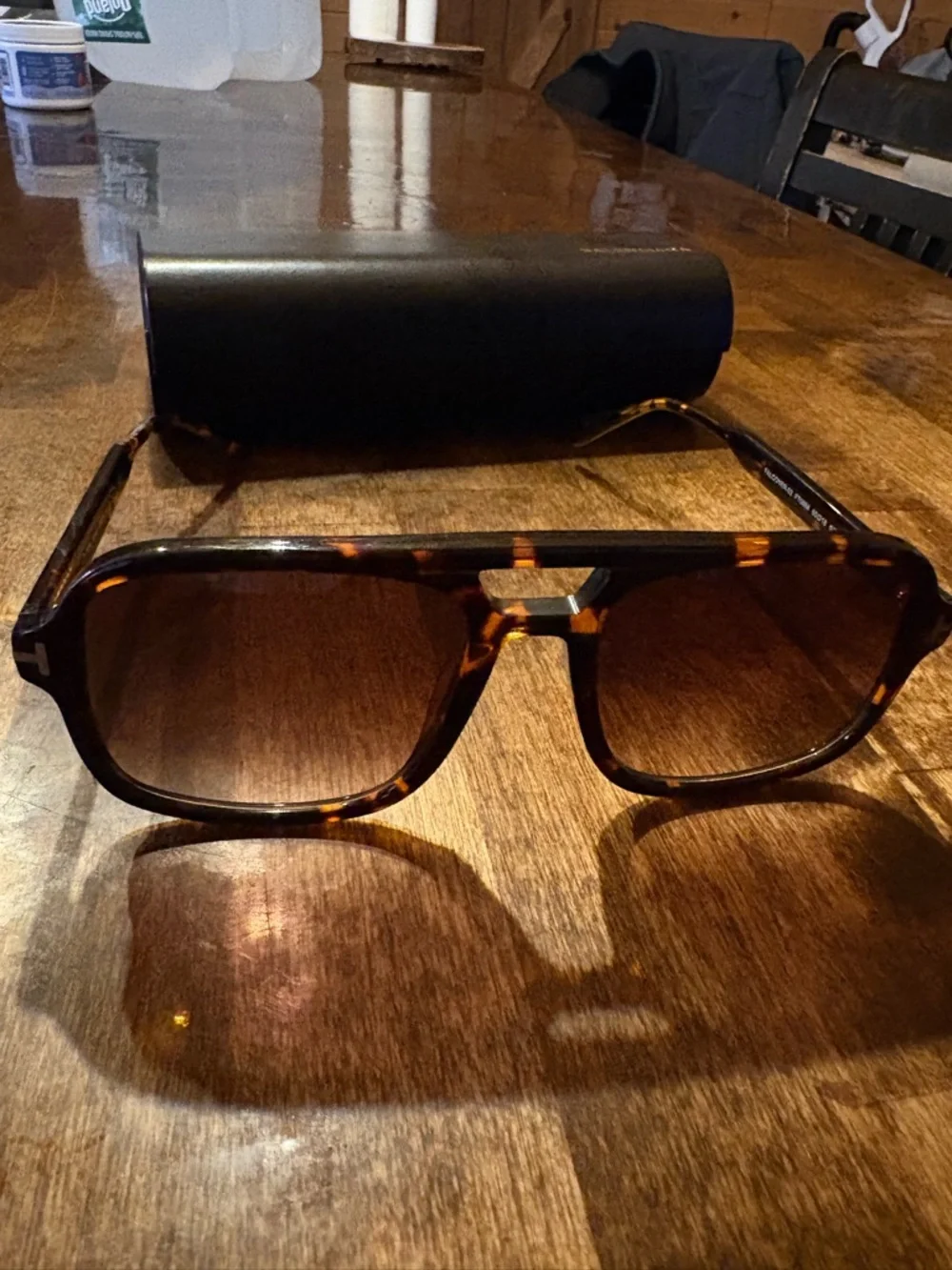 Tom Ford Tortoiseshell Brown Lens Oversized Sunglasses - Picture 5 of 5